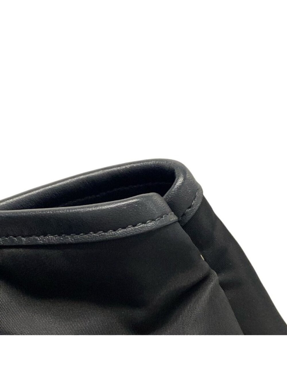 Prada Tote Black Leather Tag - Picture 14 of 15